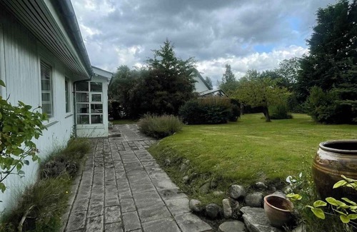 Buresø Casa | Spacious holiday home with large plot by Buresø