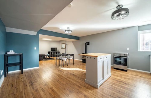Creston Casa | Cozy Suite Right In Town!