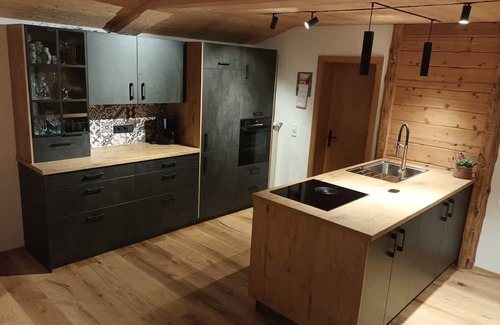 Inzell Apartamento | Holiday Apartment 'Steinbacher' with Mountain View, Balcony and Wi-Fi