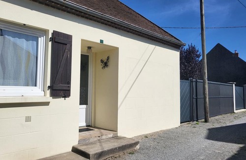Bransat Cabaña | Casa familiar en el corazón de Allier con jardín cerrado, parking y aire acondicionado