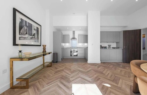 Trafford Apartamento | NEW Altrincham flat free parking by City SuperHost
