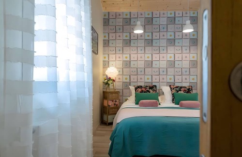 Saint-Pons Cama Y Desayuno | Guest Room 'La Bergerie' with Mountain View, Shared Pool and Wi-Fi