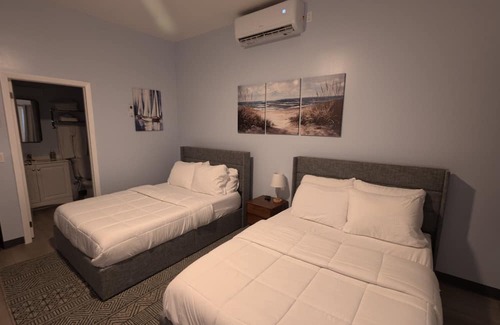 Lubbers Quarters Cay Hotel | Charming 1-bedroom hotel in enchanting Marsh Harbour with AC