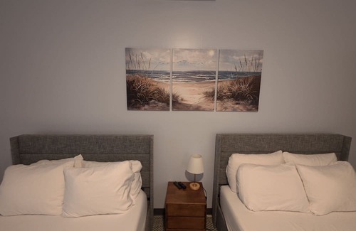 Lubbers Quarters Cay Hotel | Charming 1-bedroom hotel in enchanting Marsh Harbour with AC