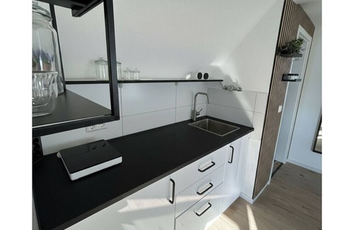 Alt-Muhlburg Apartamento | Light-filled top-floor studio in Karlsruhe-Mühlburg - APOLONIAliving