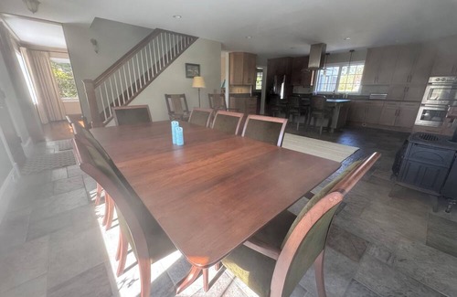 Springfield Casa | Luxurious, modern 6BR home on 436 acres, stunning views, hiking, near skiing