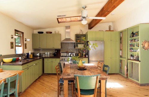 Chatham Chalet De Esquí | It's time to FALL in Love with Upstate!