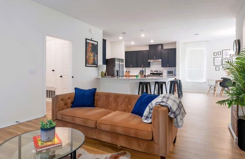 McNeil Casa | Hestia: 3BR/2BA | Near Tech Ridge & East Village