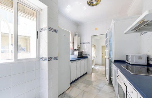 Cantillana Apartamento | Pintor Ocaña 3 - Two Bedroom Apartment, Sleeps 4