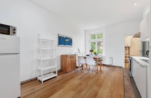 Ceska Lipa Apartamento | Apartment with Garden View