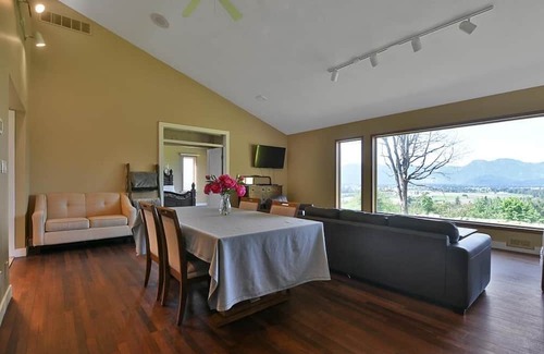 Eastern Hillsides Casa | THE VIEW BNB