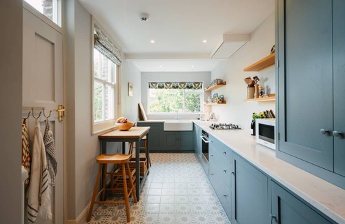 Lewes Cabaña | Cleve Cottage by inspirestays.com - a cottage that sleeps 4 guests in 2 bedrooms