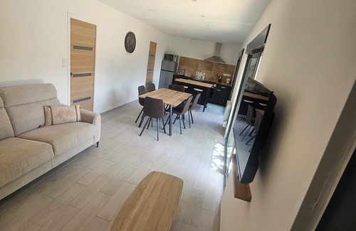Corne Condominio | L'oasis de Corné family relaxation centre