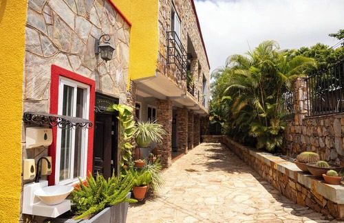 Berekuso Apartamento | Lovely apartment with AC in charming Berekuso