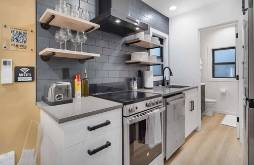 Newfield Casa | Cozy Cargo- A tiny home with big vibes