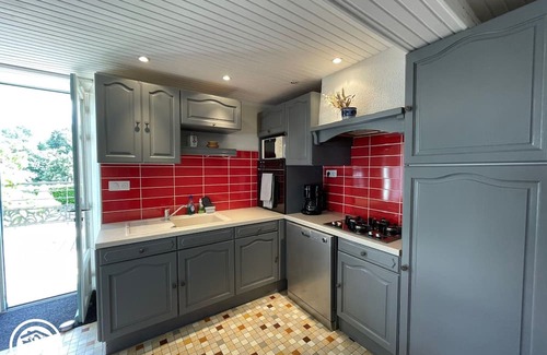 Vouvant Cabaña | Casa en la ciudad medieval de Vouvant con aparcamiento privado, 4 habitaciones