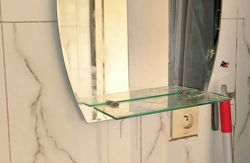 Limete Casa | Cozy Guest Room in Kinshasa with Balcony and Partial Air-Conditioning