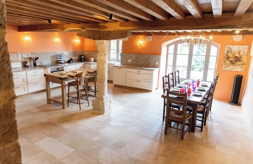 Mont-Saint-Jean Casa | L'Armance, a top-of-the-range gîte ideal for a stay with family or friends