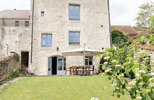Mont-Saint-Jean Casa | L'Armance, a top-of-the-range gîte ideal for a stay with family or friends