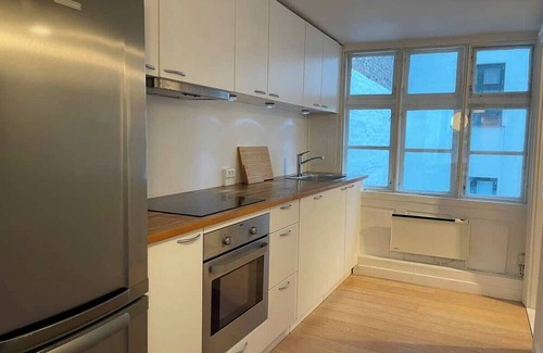 Indre By Apartamento | Elegant Townhouse - Steps from Amalienborg