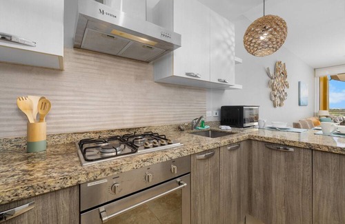 Boegoeroei Condominio | 2 bedrooms and 2 baths in a tropical setting. Amazing outdoor spaces and a very convenient location. Less than 2 miles from stunning Eagle Beach and the High-rise hotel district with shopping, casinos and restaurants.