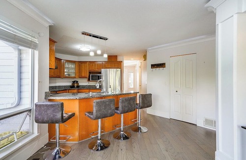 Fleetwood Casa | Enjoyable 4-bedroom house with AC in Surrey