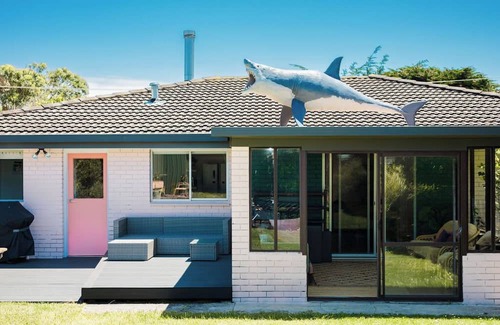 Peterborough Casa | The Shark Haus Summar