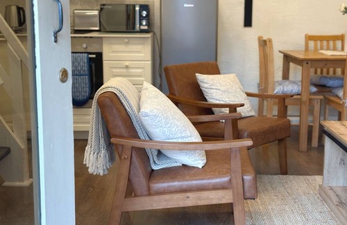 Lechlade Apartamento | Shepherds Rest Cotswolds Cottage Farm Stay With Pool