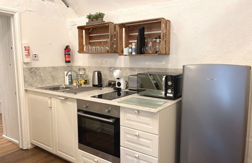 Lechlade Apartamento | Shepherds Rest Cotswolds Cottage Farm Stay With Pool