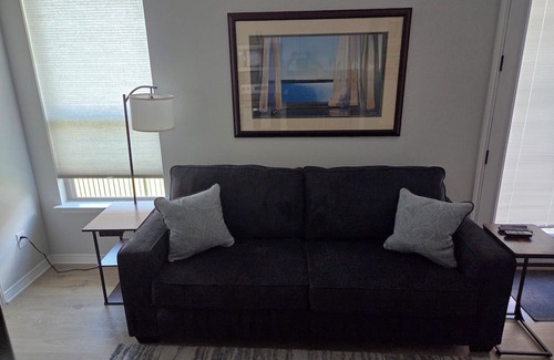 Cedar Creek Apartamento | Charming NEW studio in an upscale neighborhood.