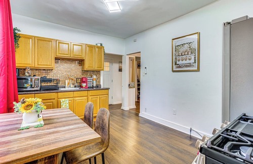 Lodi Apartamento | Walkable Location: Pet-Friendly Apartment in Lodi!
