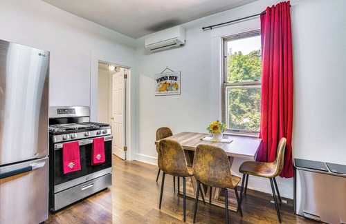 Lodi Apartamento | Walkable Location: Pet-Friendly Apartment in Lodi!
