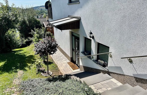 Ottweiler Apartamento | Quiet and cozy vacation apartment in Ottweiler with a view