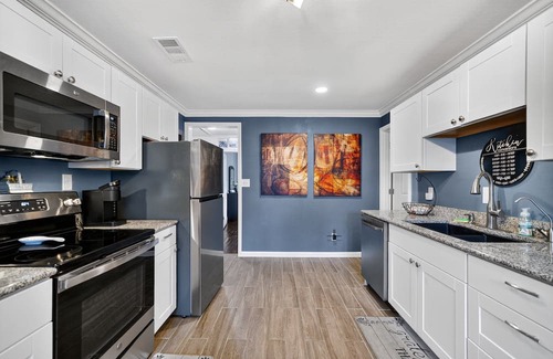 Moultrie Casa | NEW! Cozy Moultrie Home with Backyard Retreat