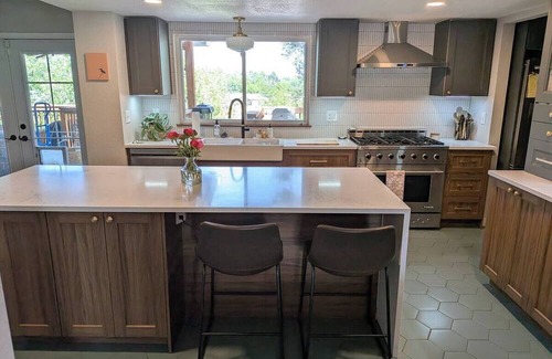 Foothills Casa | Spacious Luxury 5-bedroom house in Lakewood, CO with hot tub, fireplace & more!