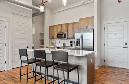 McMinnville Condominio | Charming 1BR retreat in McMinnville, TN, perfect for couples or small families.