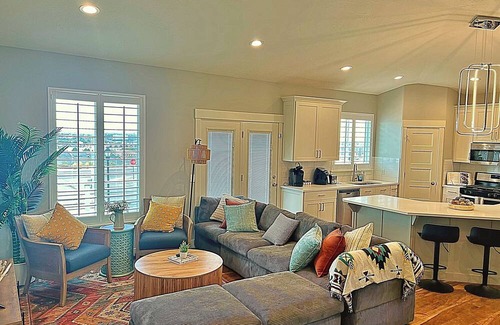 Bluffdale Casa | Modern Home with Beautiful Views!