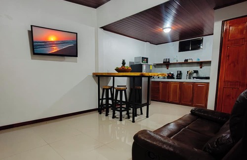 Parrita Apartamento | Lantanas Apartment