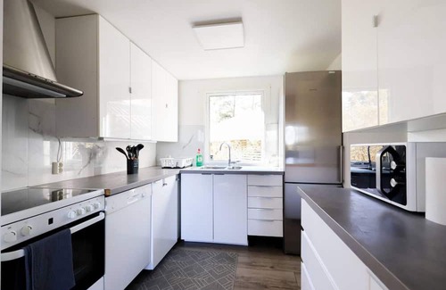 Molnlycke Apartamento | 3 Villas 16 Beds-All-Inc- ALL INC - Views - city
