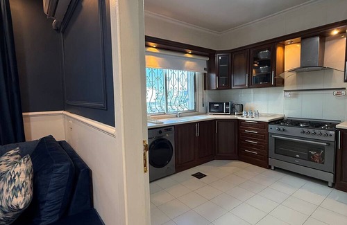 Amman Apartamento | 3bedroom aprt of 200sqm near movenpick hotel amman