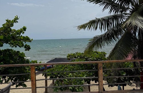 Rincon Apartamento | Spacious beachfront house in Rincón del Mar, white, comfortable, fresh and bright.