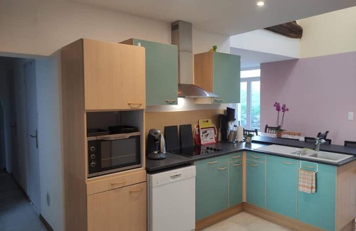 Neufchateau Apartamento | House near the train station with outdoor space