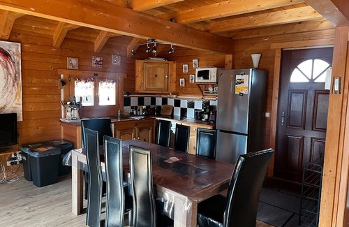 Erckartswiller Chalet De Esquí | Chalet 'De Lucie et Lison' with Mountain View, Private Terrace and Wi-Fi