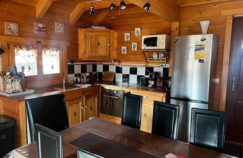 Erckartswiller Chalet De Esquí | Chalet 'De Lucie et Lison' with Mountain View, Private Terrace and Wi-Fi