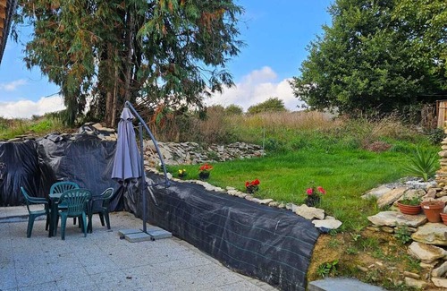 Plonevez-du-Faou Chalet De Esquí | Casă mică liniștită, cochetă la țară în apropiere de zone turistice și de ocean