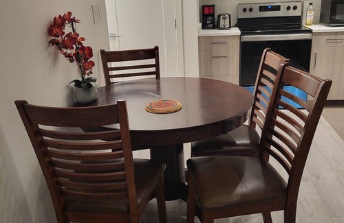 Saanichton Apartamento | 2-Bedrooms Suite – Ideal for Your Next