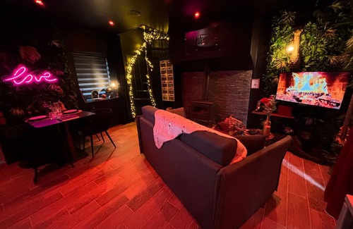 Terre-et-Marais Casa | The Sainteny Touch - 2 People