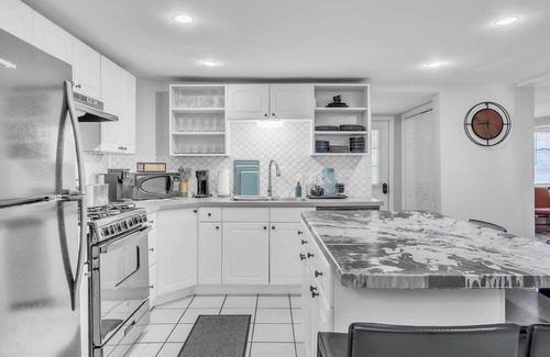 Norwich Casa | 4-bedroom house in Norwich with Hot tub and 13 minutes to Mohegan and Foxwoods