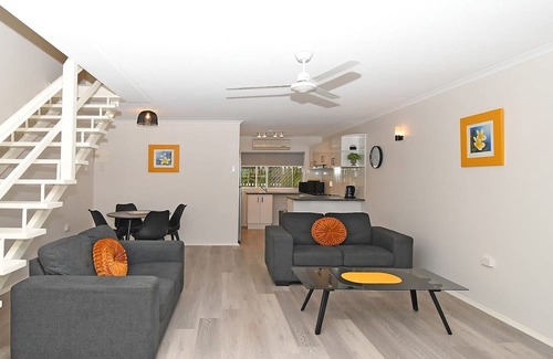 Torquay Casa | Coast Apartments Deluxe 2 Bedroom Apartment