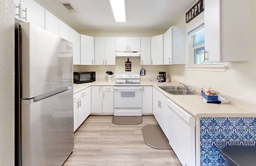 New Braunfels Casa | River Road Escapes